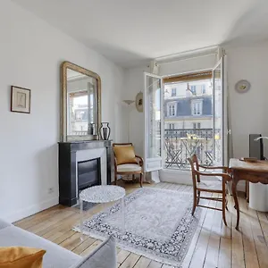 https://ideal-1-bd-flat-with-balcony05-apartment.fr-paris.fr